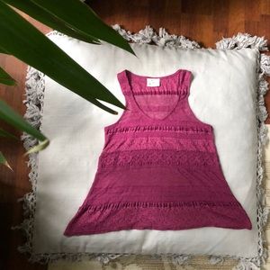 💛 Maroon lace tank